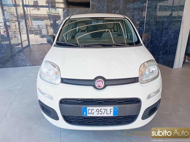 FIAT Panda White pastel