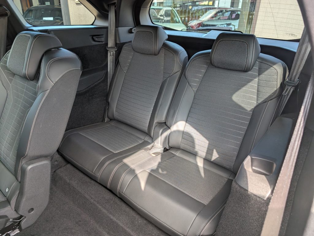 PEUGEOT 5008 Hybrid 145 e-DCS6 Allure 7 POSTI GARANZIA 03.2029 - 28