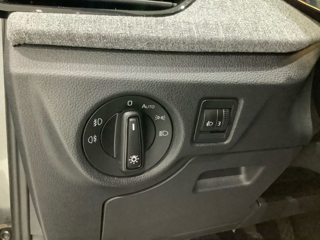 SKODA Kamiq 1.0 TSI Selection - 19