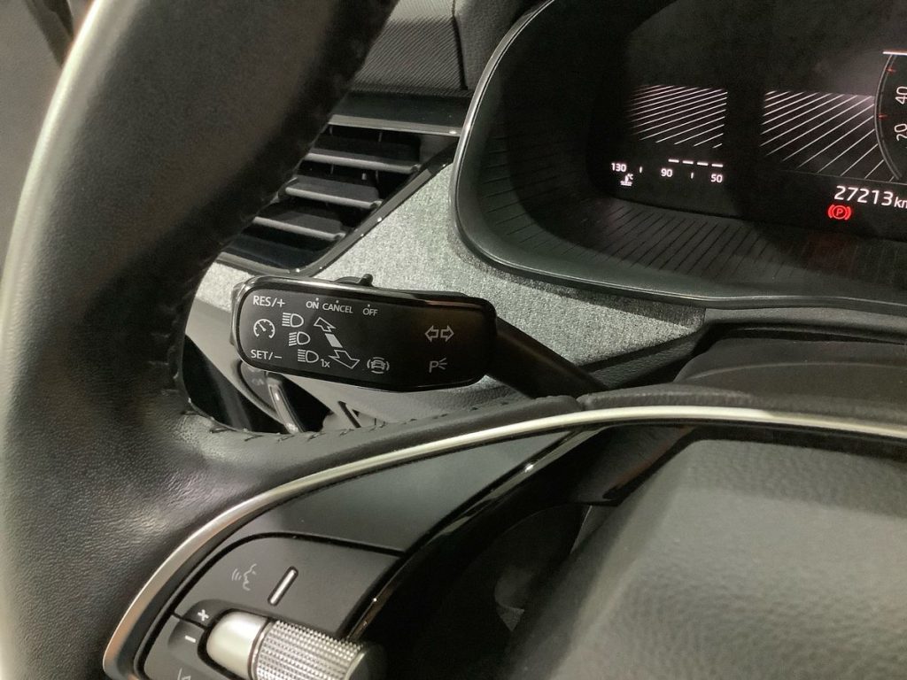 SKODA Kamiq 1.0 TSI Selection - 20