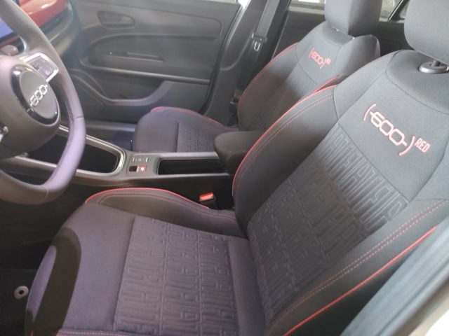 FIAT 600e — foto 16 di 33
