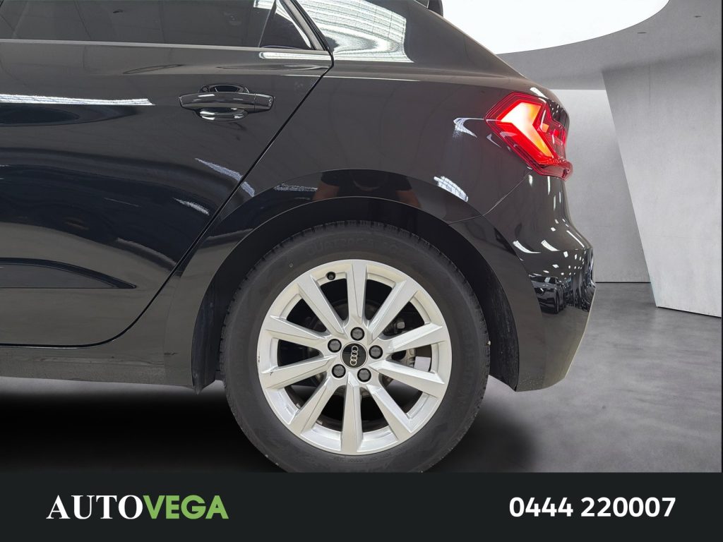 AUDI A1 sportback 30 1.0 tfsi business 116cv s-tronic - 18