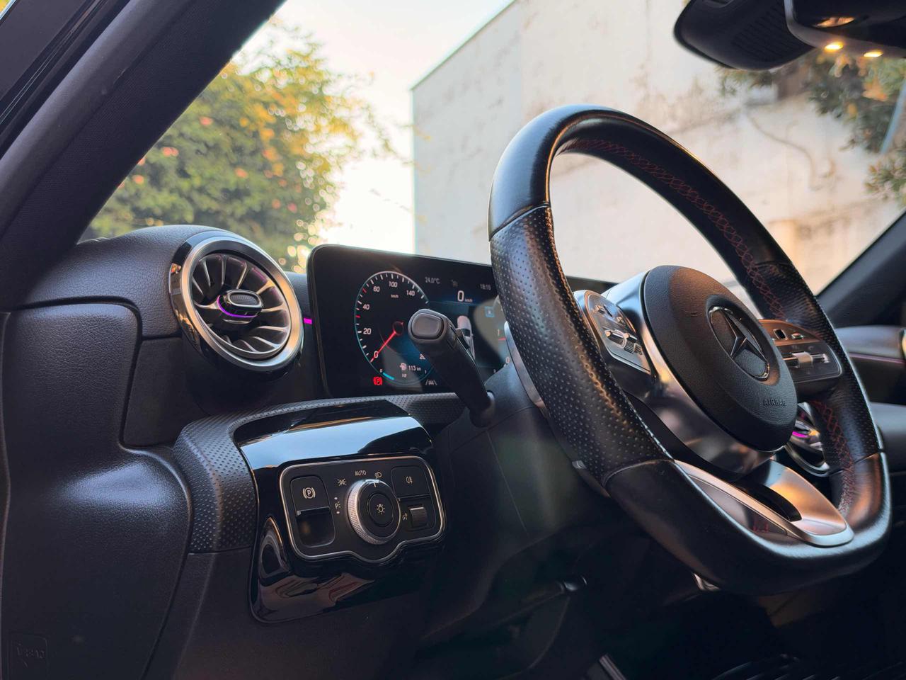 MERCEDES-BENZ A 180 d Automatic Premium AMG - 13