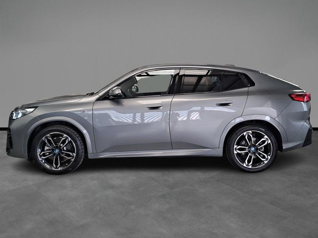 BMW iX1 xDrive 30 Msport - 3