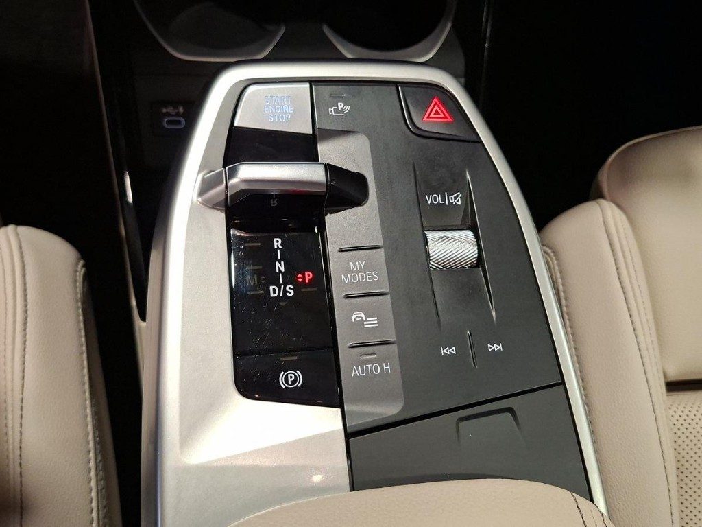 BMW X1 xDrive 23d Msport - 12