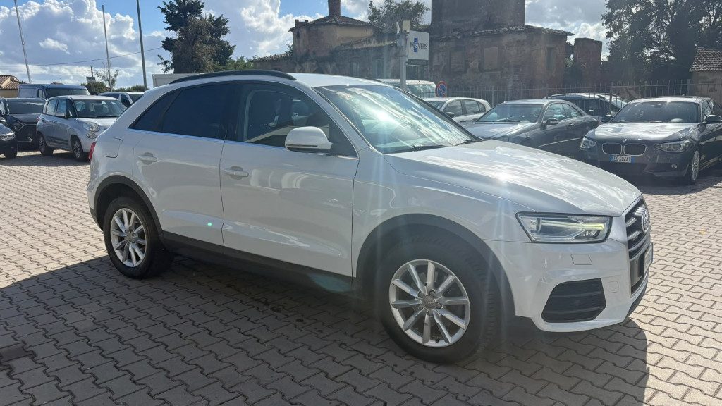 AUDI Q3 2.0 TDI 150 CV quattro S tronic Design - 2