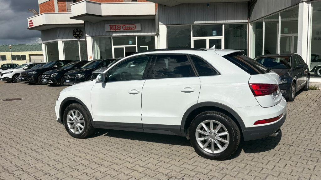 AUDI Q3 2.0 TDI 150 CV quattro S tronic Design - 5
