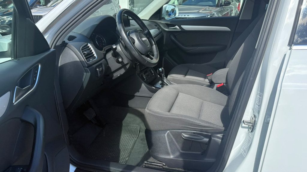 AUDI Q3 2.0 TDI 150 CV quattro S tronic Design - 7