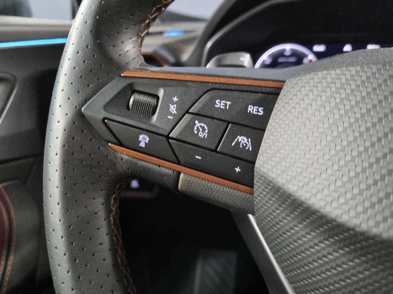 CUPRA Formentor 1.4 e-Hybrid DSG - 25