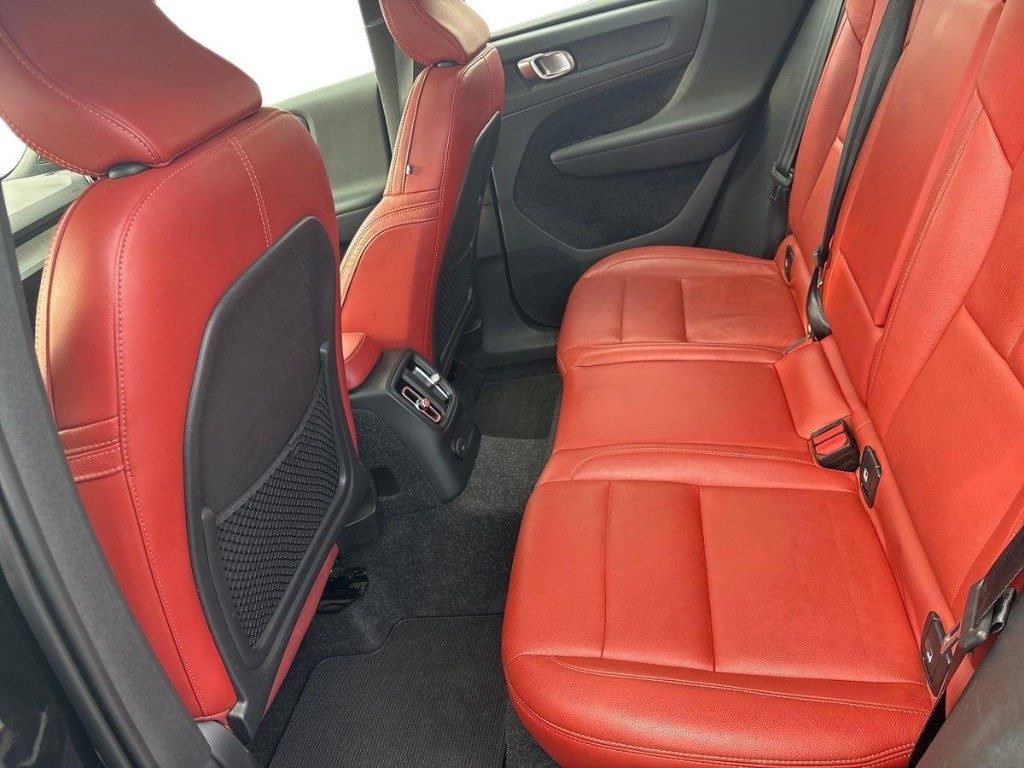 VOLVO XC40 T5 Recharge Plug-in Hybrid Inscription + Tetto Apr - 10