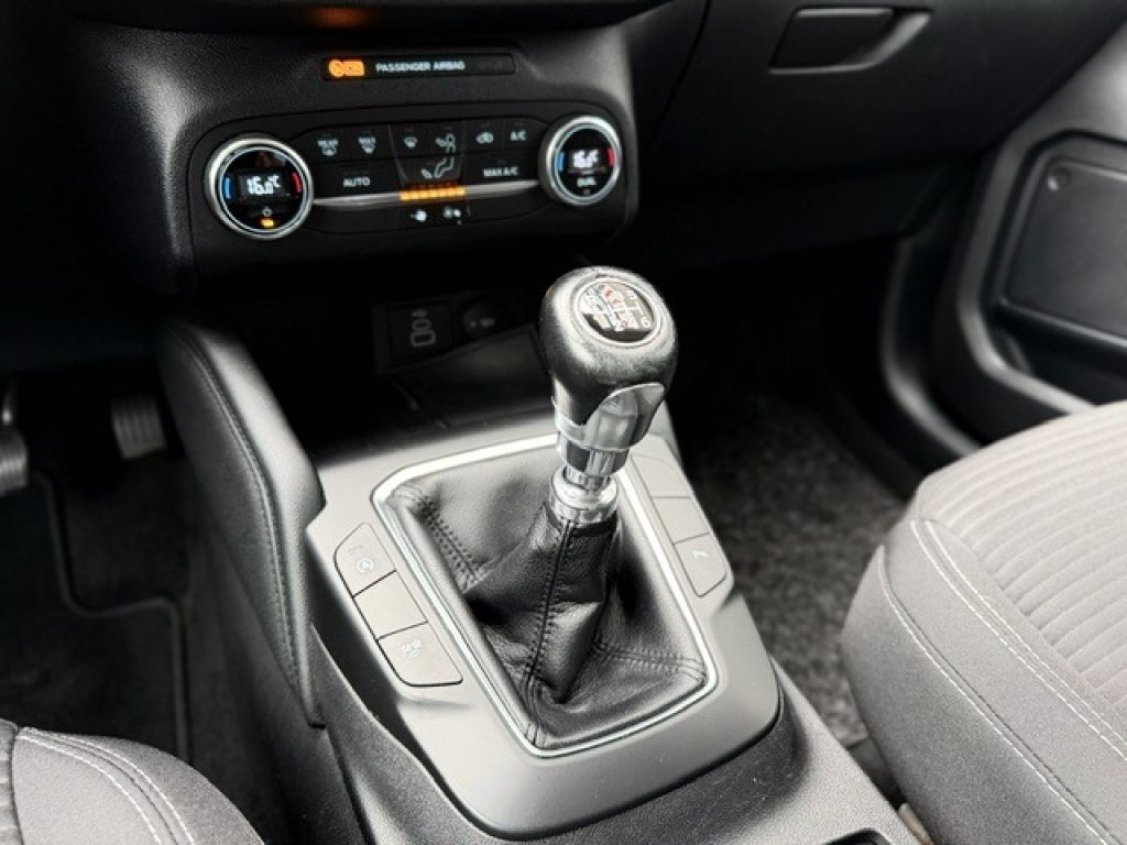 Clicca per ingrandire Kuga - 2.0 EcoBlue Hybrid 150 CV 2WD Titanium Business