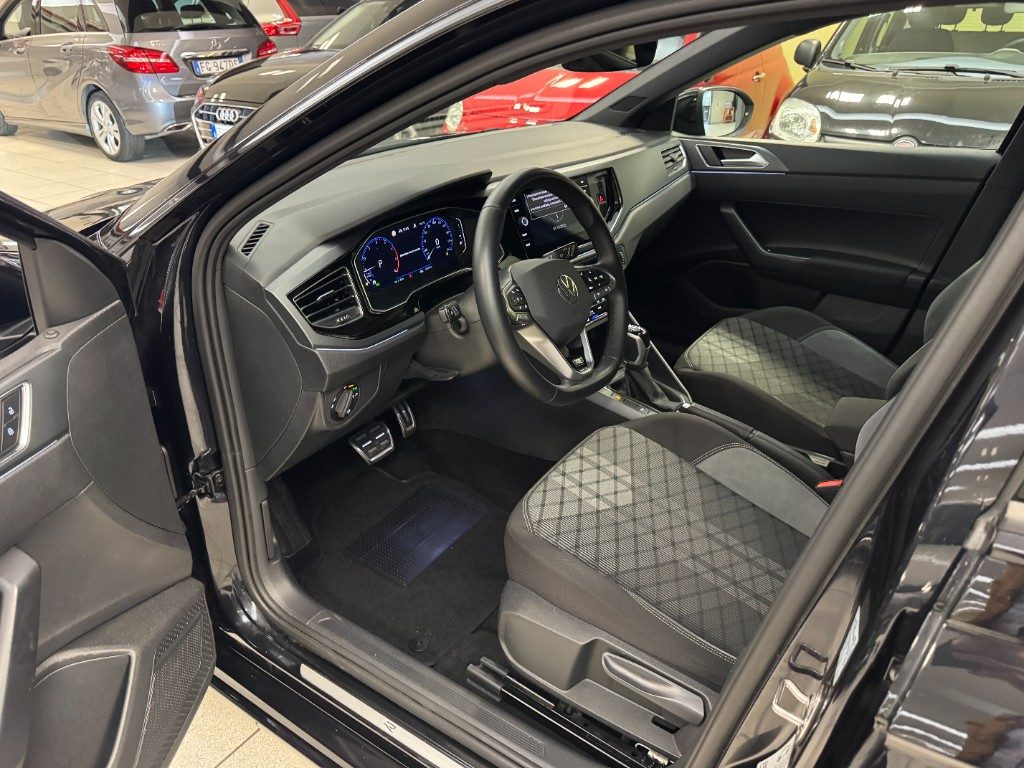 VOLKSWAGEN Taigo 1.0 TSI 115 CV DSG R-Line+IQLIGHT+18+CAMERA - 9