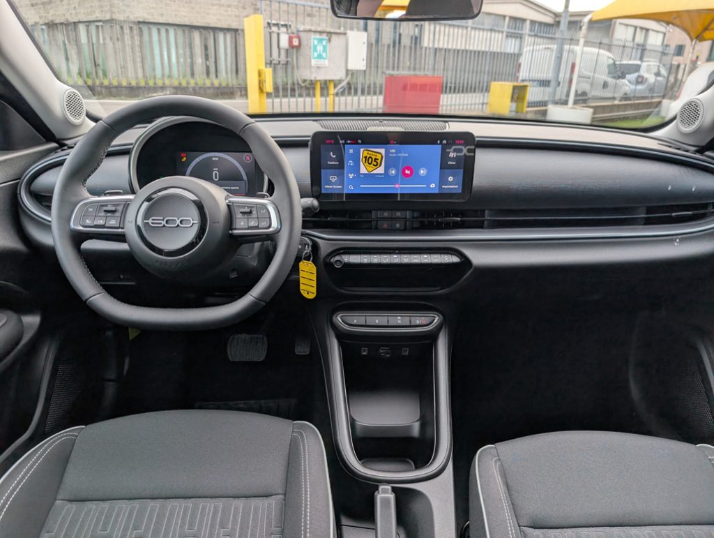 FIAT 600 Hybrid 110 CV DCT MHEV **KM0** - 27