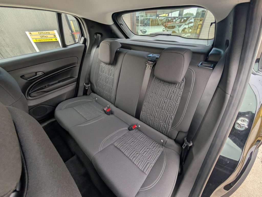 FIAT 600 Hybrid 110 CV DCT MHEV **KM0** - 24