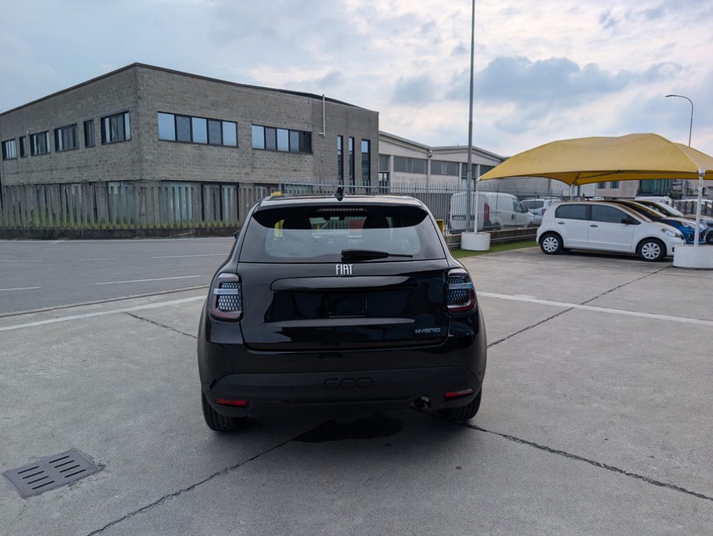 FIAT 600 Hybrid 110 CV DCT MHEV **KM0** - 6