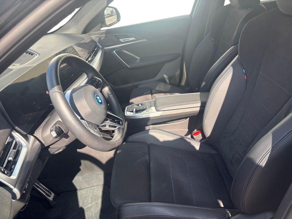 BMW iX2 xDrive 30 Msport Pro Aut. - 9