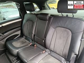 AUDI Q7 3.0 V6 TDI 240Cv *7POSTI* quattro Tiptronic S-LINE foto 63