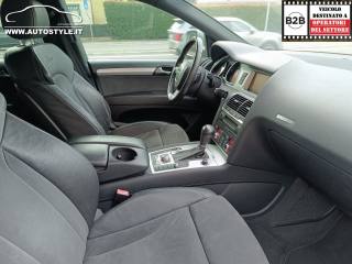 AUDI Q7 3.0 V6 TDI 240Cv *7POSTI* quattro Tiptronic S-LINE foto 12