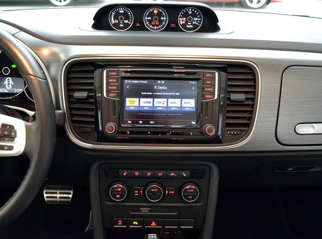 VOLKSWAGEN Maggiolino Cabrio 1.4 TSI DSG Karmann BMT Keyless-Navi - 6