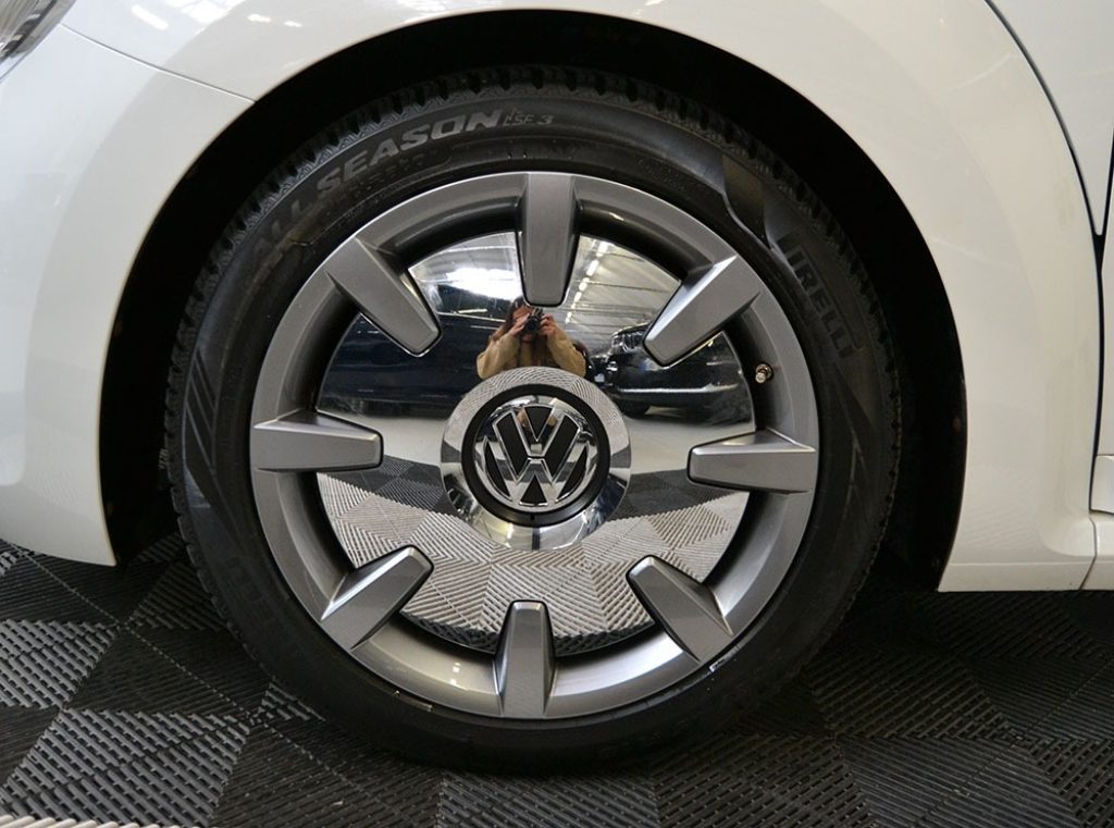 VOLKSWAGEN Maggiolino Cabrio 1.4 TSI DSG Karmann BMT Keyless-Navi - 32