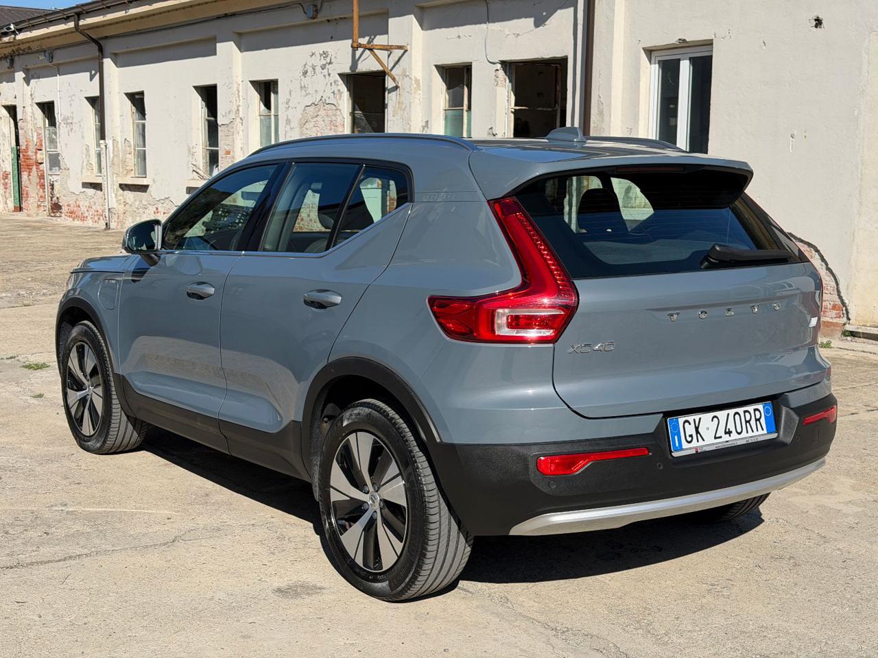 VOLVO XC40 T4 Recharge Plug-in Hybrid automatico Core - 7