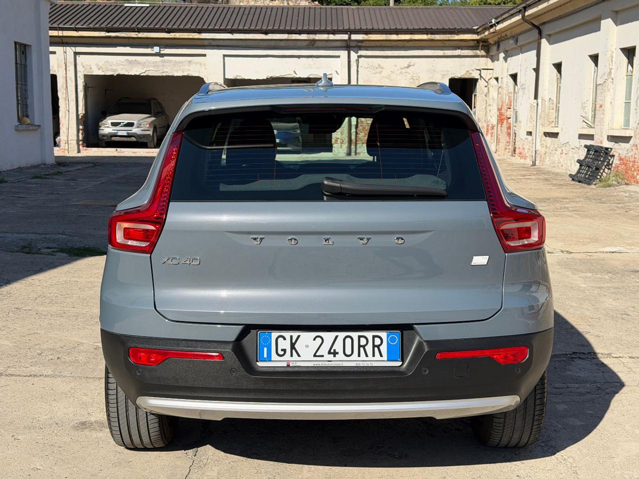 VOLVO XC40 T4 Recharge Plug-in Hybrid automatico Core - 6