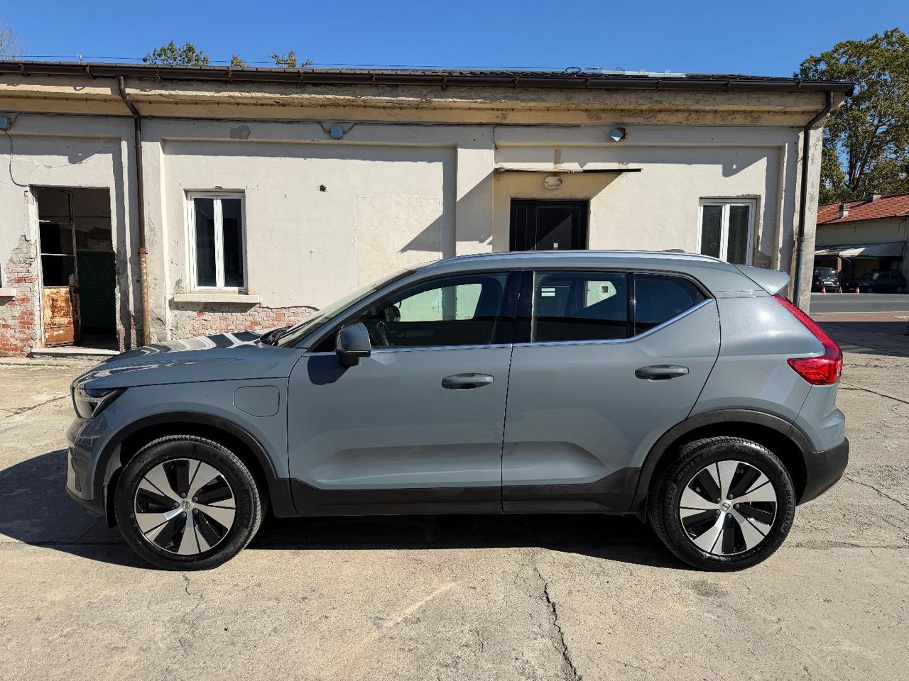 VOLVO XC40 T4 Recharge Plug-in Hybrid automatico Core - 8