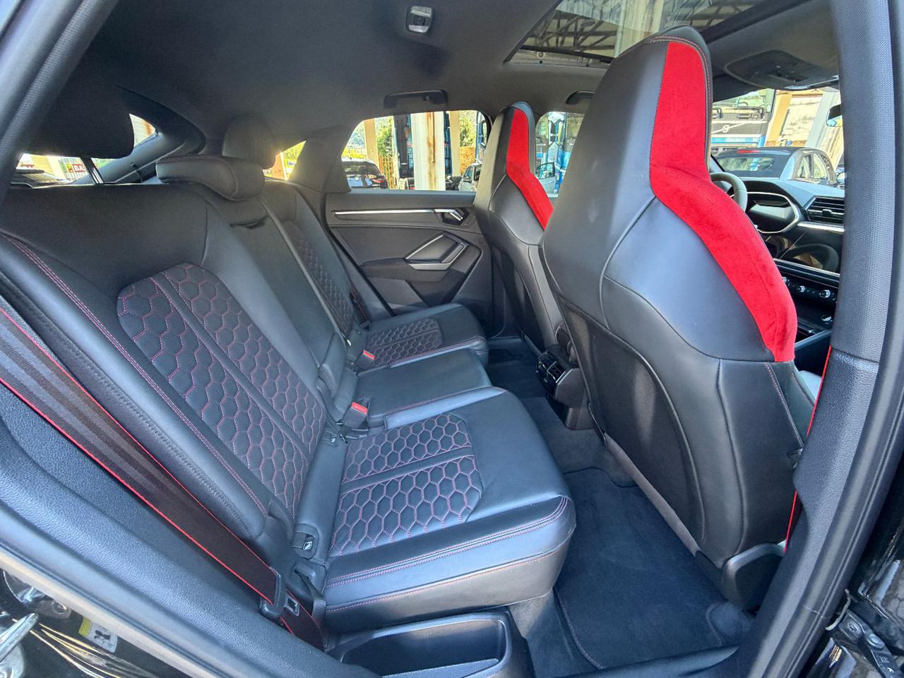 AUDI RS Q3 SPB quattro S tronic - 10