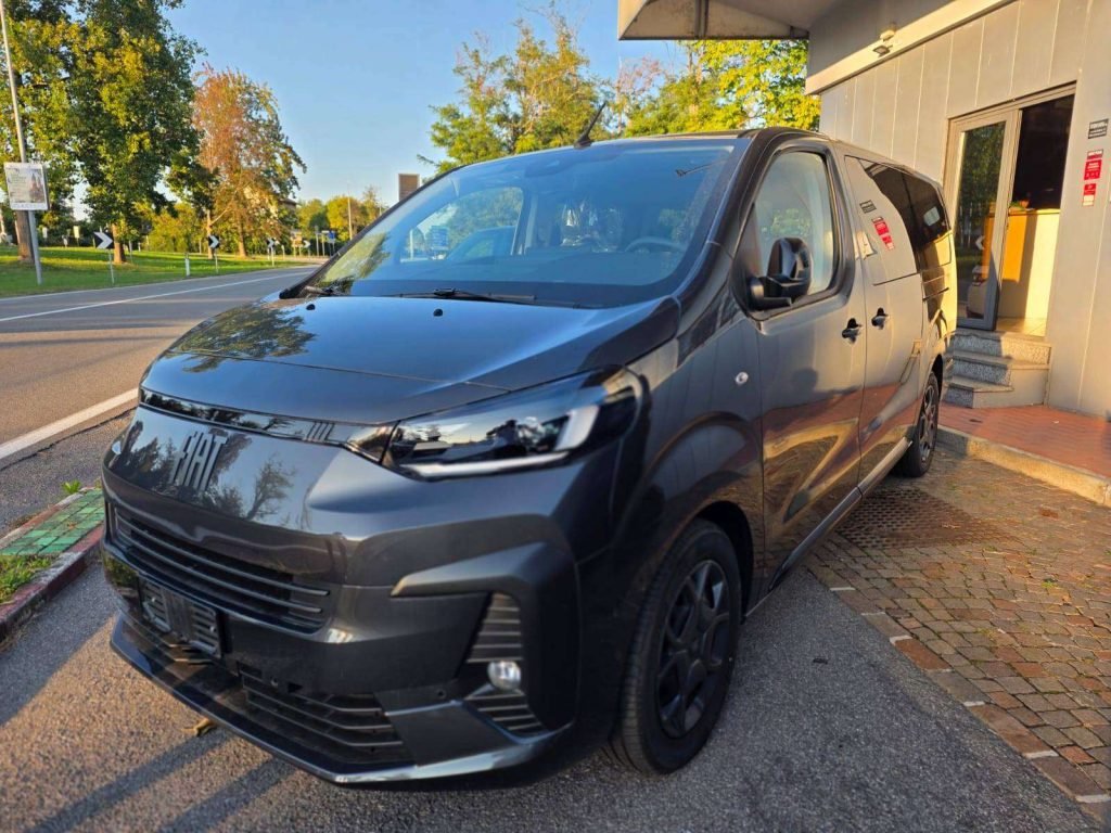 FIAT Ulysse Automat. Omolog. M1 2.0 bluehdi 180cv L3H1 8 posti - 2