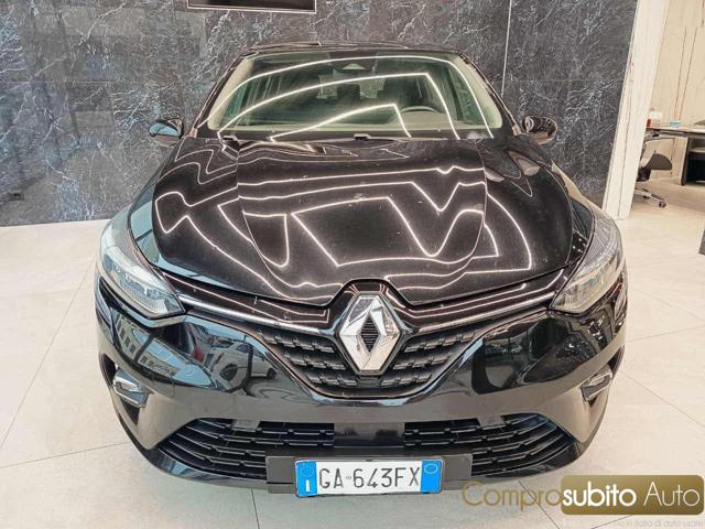 RENAULT Clio Nero pastello