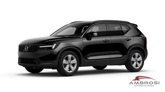 VOLVO XC40 CORE 
