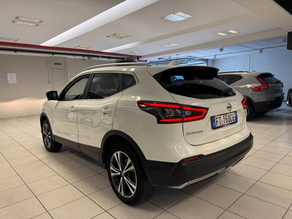NISSAN Qashqai 1.2 DIG-T N-Connecta - 8