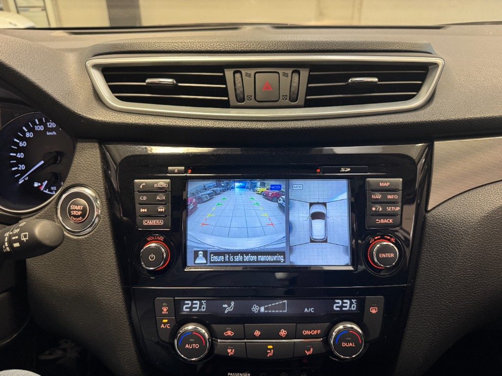 NISSAN Qashqai 1.2 DIG-T N-Connecta - 12