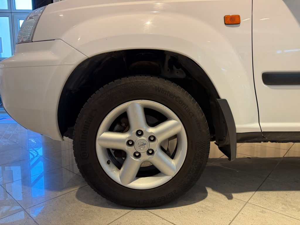 NISSAN X-Trail 2.0 16V 4x4 GANCIO *SOLO COMMERCIANTI* - 11