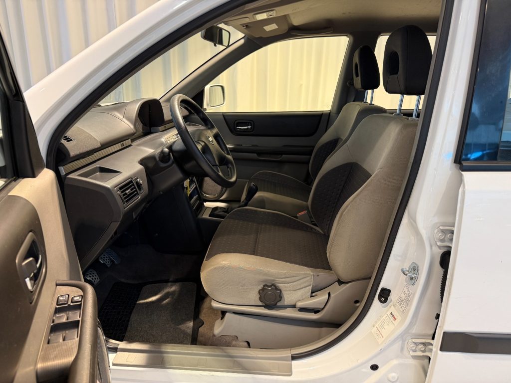 NISSAN X-Trail 2.0 16V 4x4 GANCIO *SOLO COMMERCIANTI* - 3