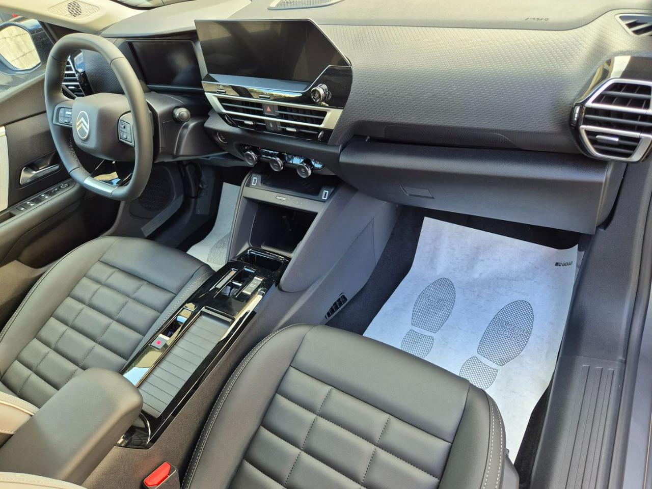 CITROEN C4 Hybrid 145 e-DCS6 Max - 12