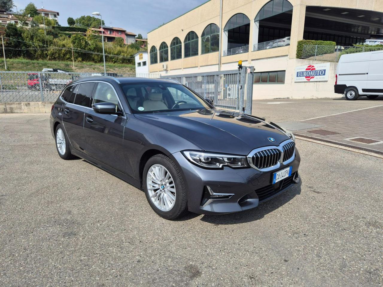 BMW 318 d Touring Luxury Aut. - 5