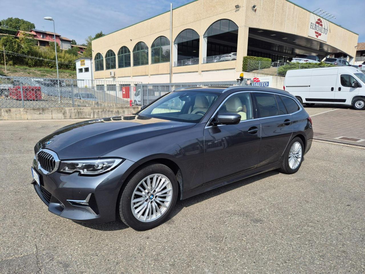 BMW 318 d Touring Luxury Aut. - 2