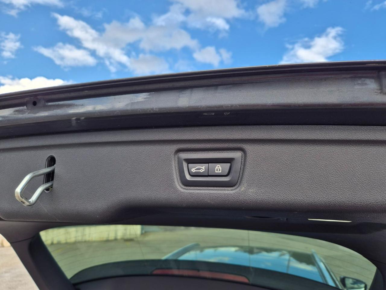 BMW 318 d Touring Luxury Aut. - 19