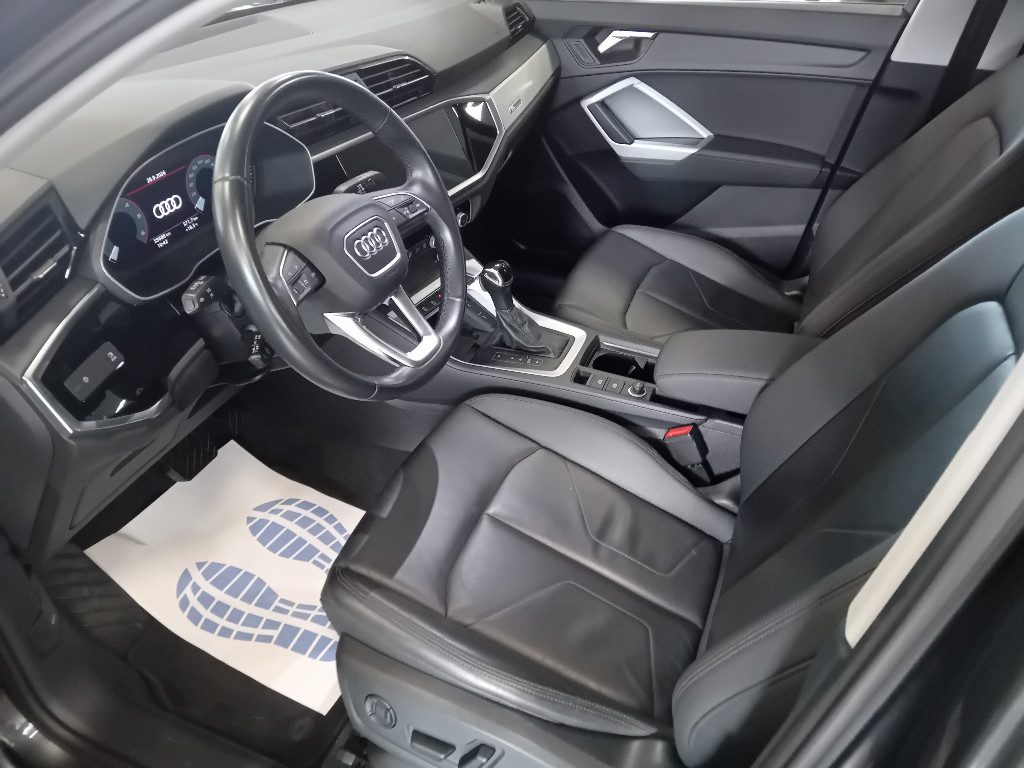 Clicca per ingrandire Q3 - SPB 35 TDI S tronic S line edition PELLE NERA