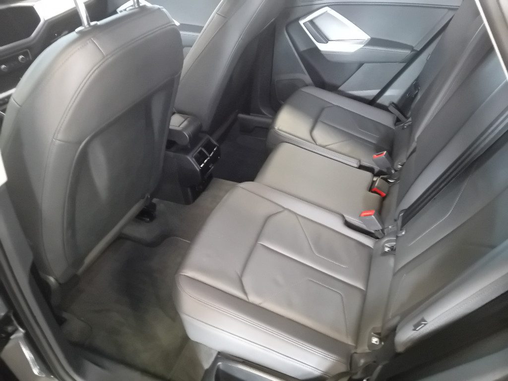 Clicca per ingrandire Q3 - SPB 35 TDI S tronic S line edition PELLE NERA