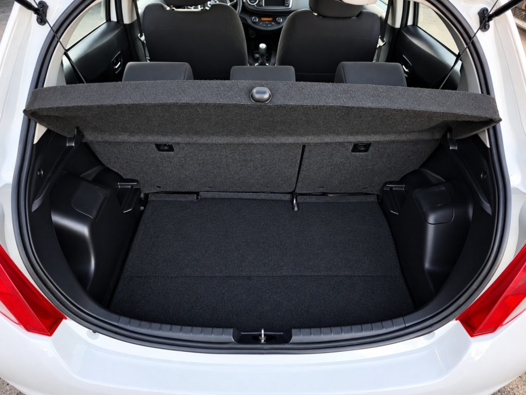 TOYOTA Yaris 1.0 5 Porte Lounge Retrocamera Neo Patentati - 13