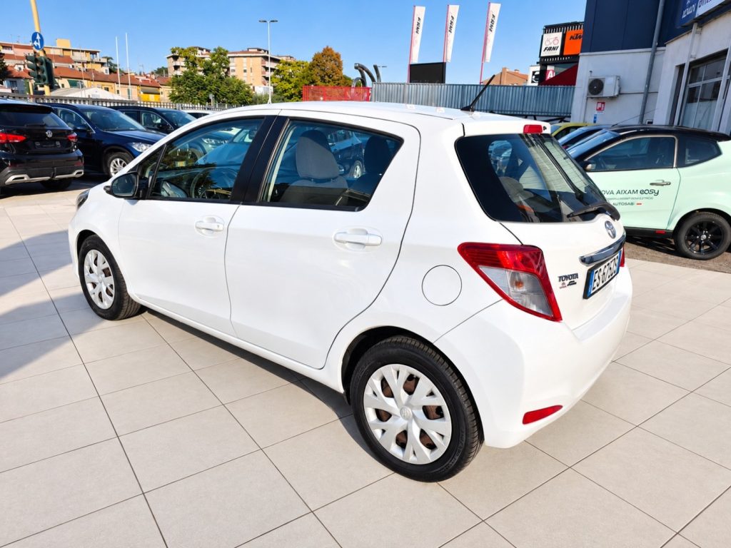 TOYOTA Yaris 1.0 5 Porte Lounge Retrocamera Neo Patentati - 7