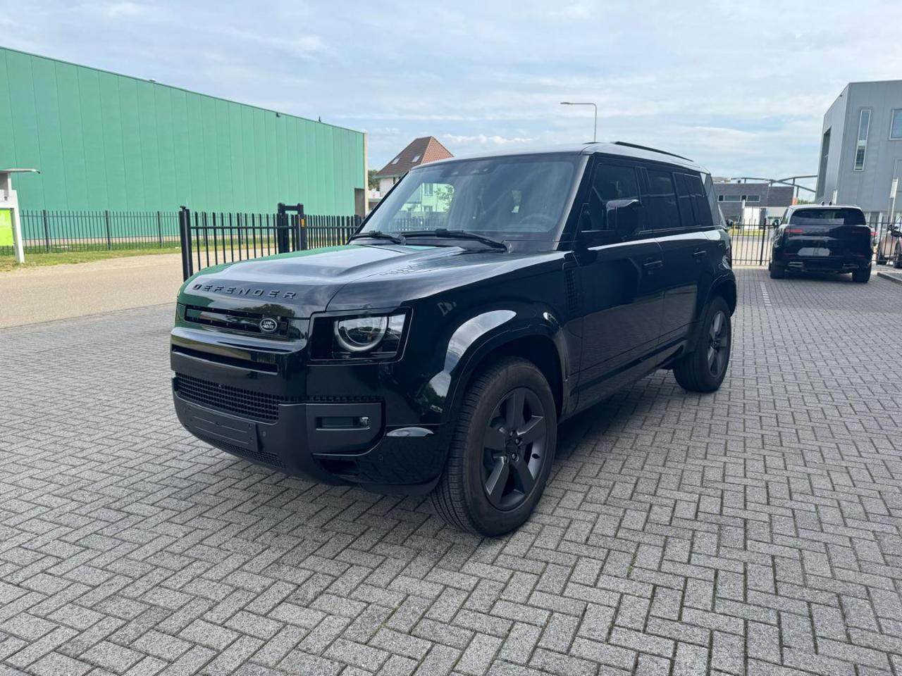 LAND ROVER Defender 110 P300 E HYBRID AWD Auto X-Dynamic SE - 7