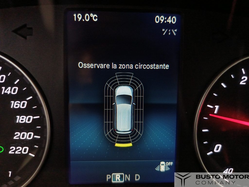MERCEDES-BENZ CLA sse T sse T Long 160d Premium auto - 17