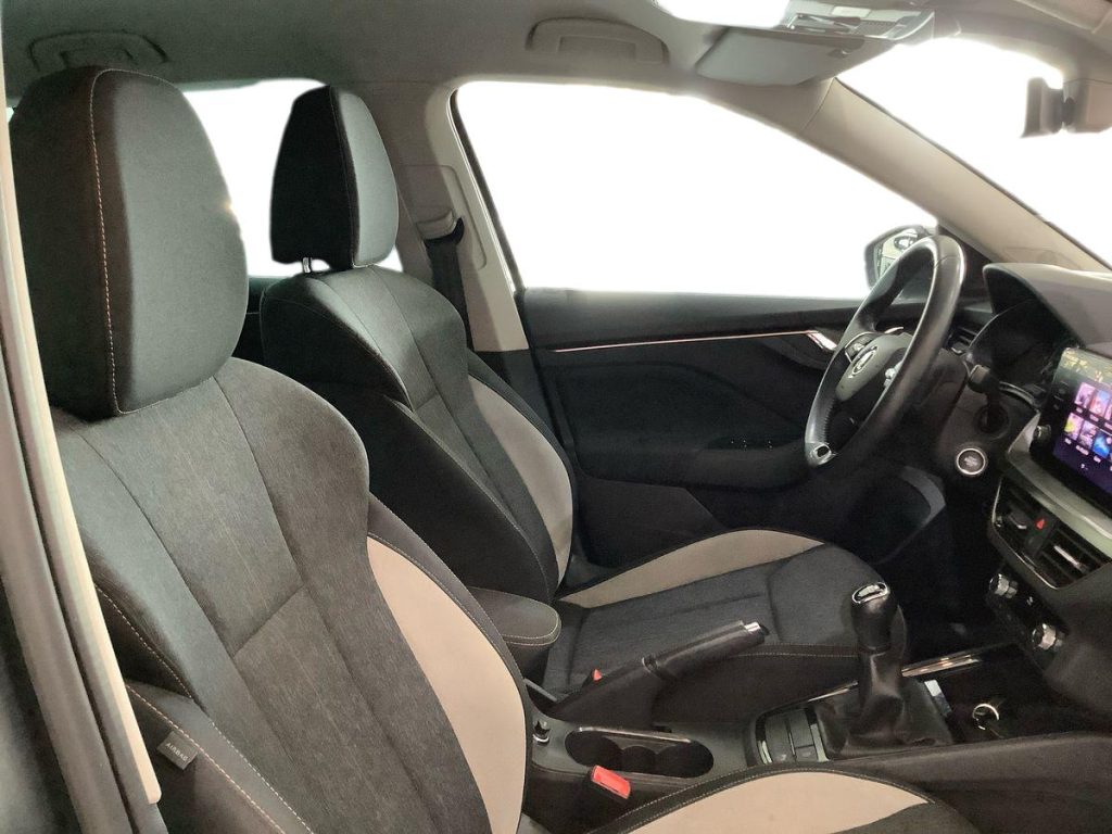 SKODA Kamiq 1.0 TSI Black Dots - 10