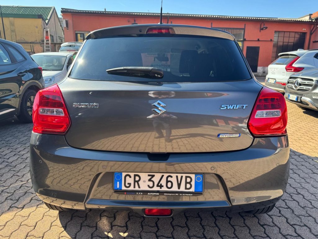SUZUKI Swift 1.2 Hybrid CVT Top - 2
