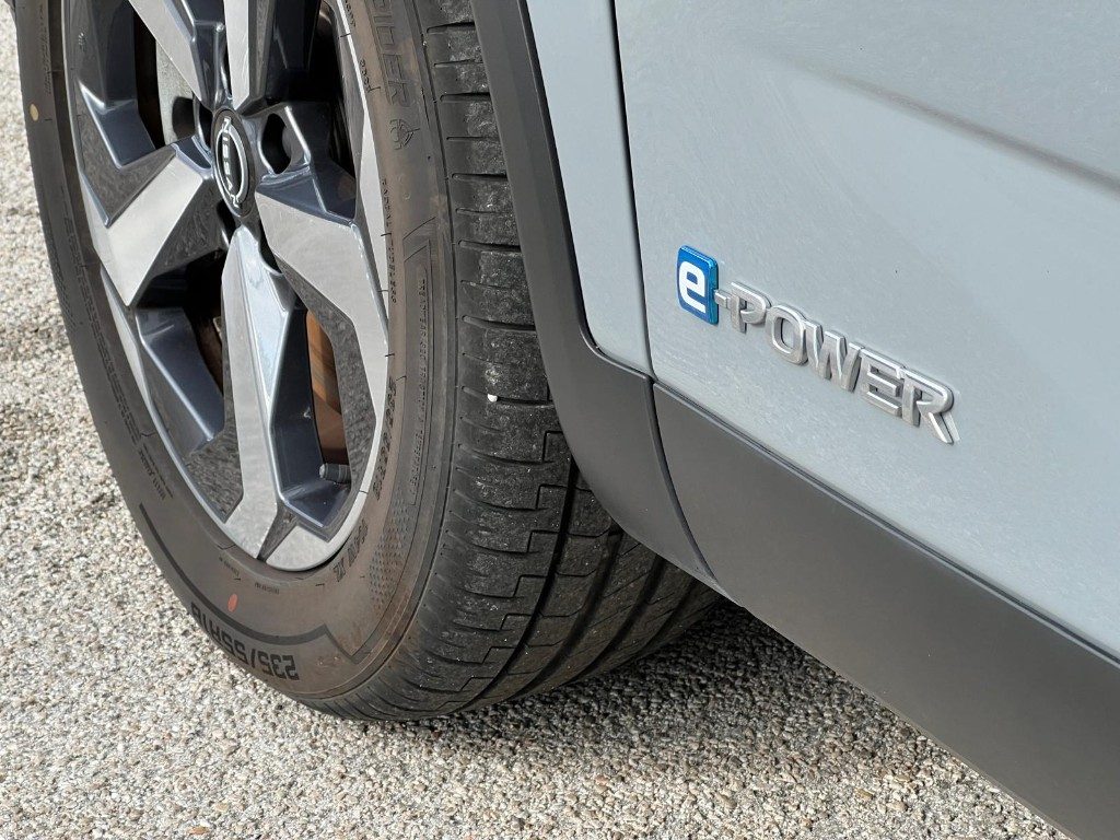 NISSAN Qashqai e-Power N-Connecta - 18