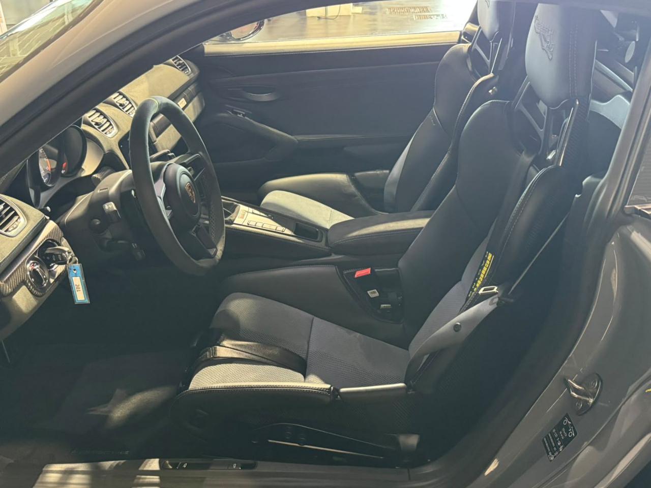 PORSCHE 718 Cayman 4.0 GT4 RS Pacchetto Weissach - 12