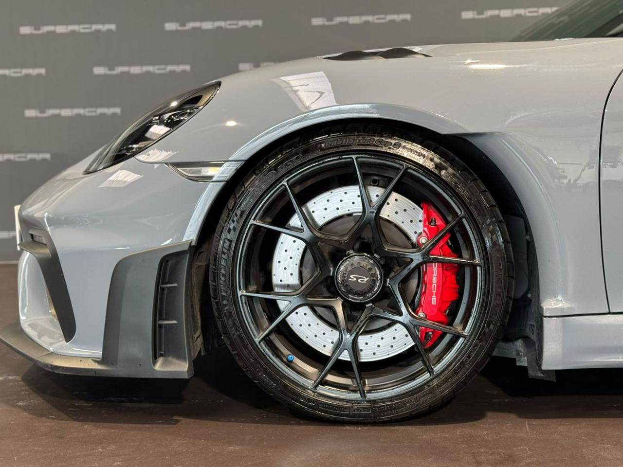 PORSCHE 718 Cayman 4.0 GT4 RS Pacchetto Weissach - 8